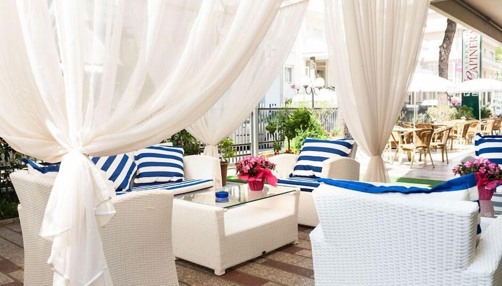 Hotel Capinera Rimini Kültér fotó