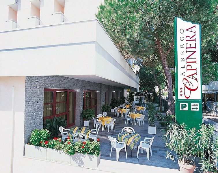 Hotel Capinera Rimini Kültér fotó