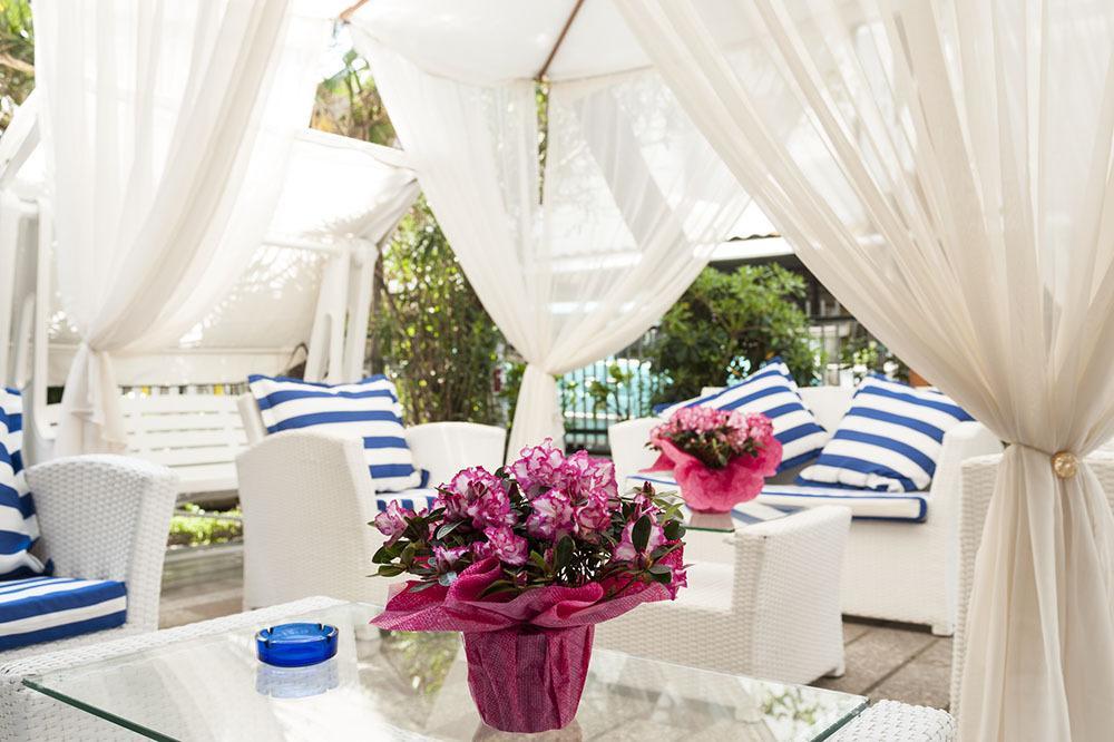 Hotel Capinera Rimini Kültér fotó